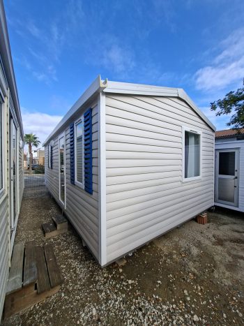 CASA MÓVEIS BARATA IRM MERCURE DE 7.5X4 METROS EN GUIA.