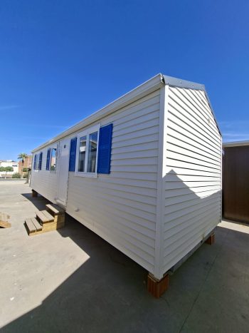 CASA PRÉ-FABRICADA MÓVEL BARATA LOUSIANE DE 10X3 METROS EN ALBUFEIRA.