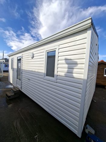 CASA MÓVEIS BARATA RIDOREVE DE 6X4 METROS EN LAGOA.