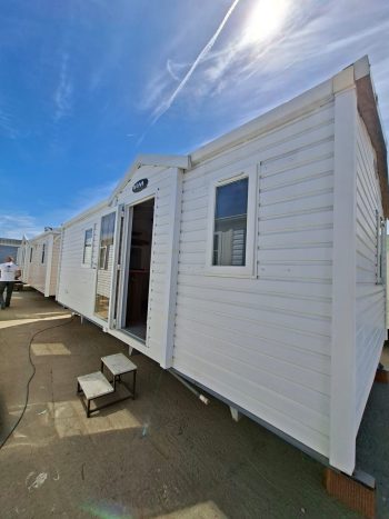 CASA MÓVEIS BARATA IRM  MERCURE DE 8X4 METROS EN EVORA.